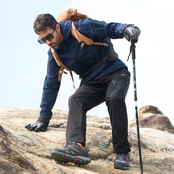 Men's Waterproof Fleece Jacket with Softshell Design, Multiple Pockets, Windproof and Breathable Winter Coat