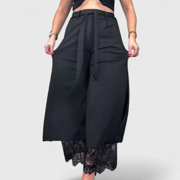 Madonna Sophisticated Women's Pants - Elegant & Stylish Trousers for Any Occasion