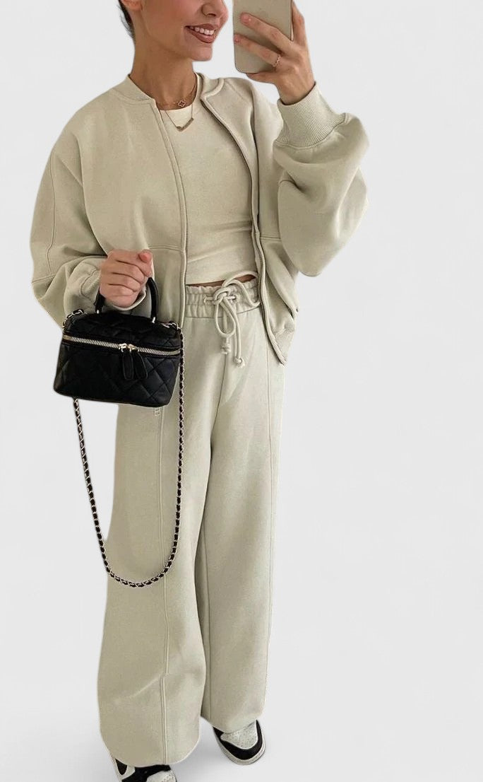 Enhanced Product Title: Olyverrah | Cozy Sweater and Pants Set for Ultimate Comfort | Stylish Loungewear Outfit 

This optimized title includes keywords that potential customers might search for, while also highlighting the comfort and style of the produc