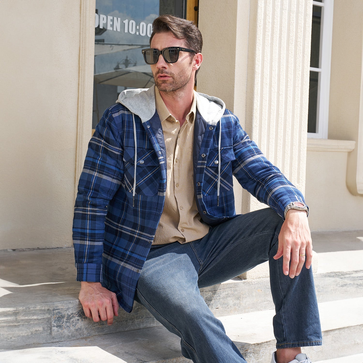 Men's Quilted Flannel Jacket with Hood – Lightweight Windproof Mens Winter Coat with 5 Pockets, Comfortable Fit, Cotton Shell