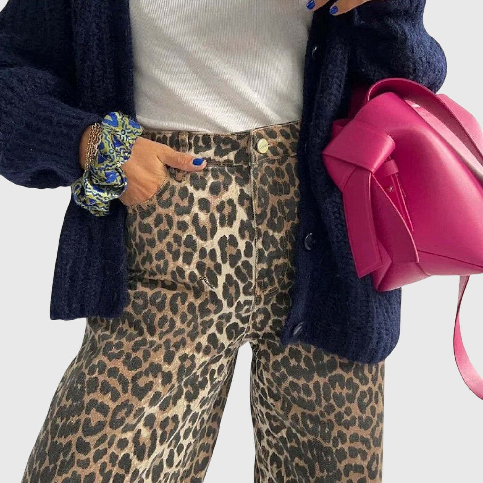Chandra Vintage Leopard Print Jeans - Stylish Retro Denim for a Trendy Look